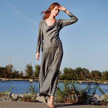 Load image into Gallery viewer, Soft Pleat Knit - 2pc Cardigan &amp; Cowl Tank Twinset