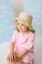 Load image into Gallery viewer, Reversible Patterned Sun Hat - Unicorn/Giraffe
