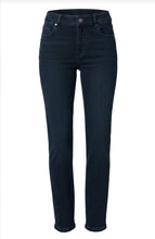 Load image into Gallery viewer, Gia Glider Slim 29" ins