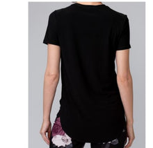 Load image into Gallery viewer, Simple Short Sleeve Rounded Neckline Tee