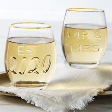 Load image into Gallery viewer, Mr &amp; Mrs Wine Glass Set